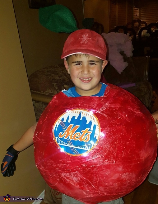 Mets Home Run Apple Costume
