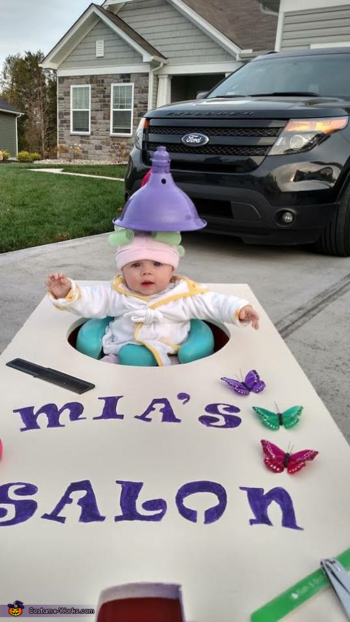 Mia's Salon Costume