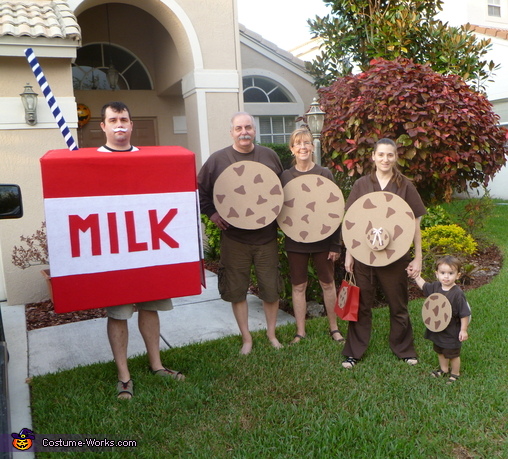 Milk and Cookies Family Costume