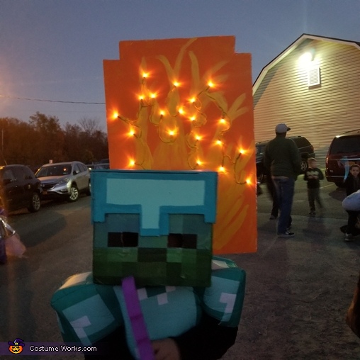 Minecraft Zombie Costume - Photo 4/5