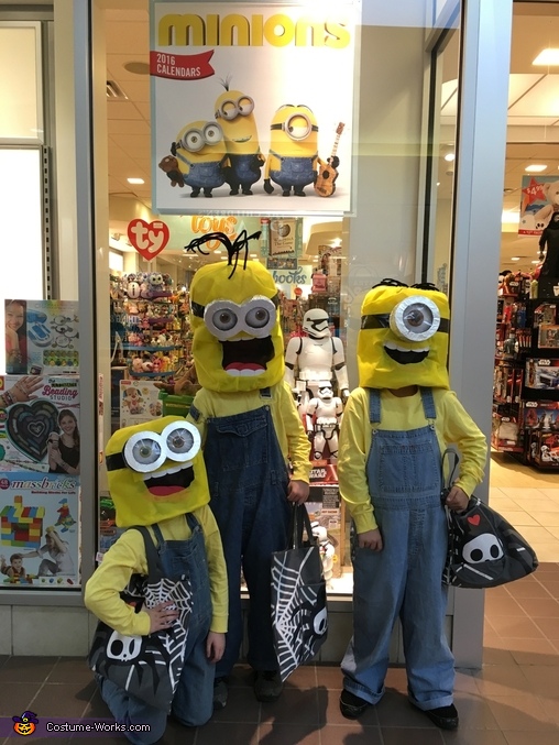 Minions: Stuart, Kevin & Bob Costume