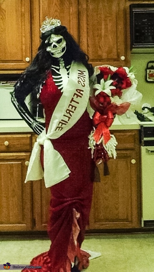 Miss AfterLife Costume