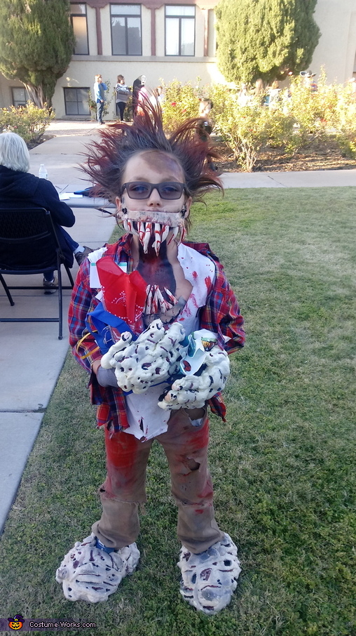 Monster Costume | DIY Costumes Under $45 - Photo 2/2