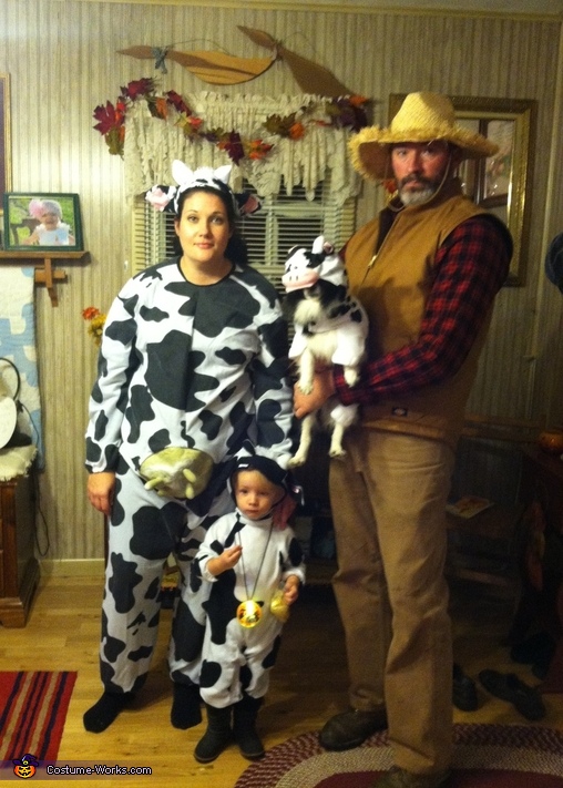 Moo Farm Family Costume