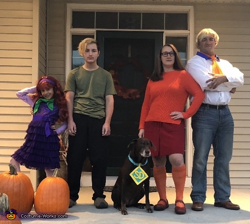 Scooby Doo and the Gang Mystery Incorporated Costume | DIY Instructions