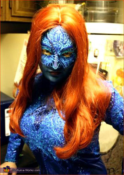 Mystique (Avatar's girlfriend?) Halloween costume