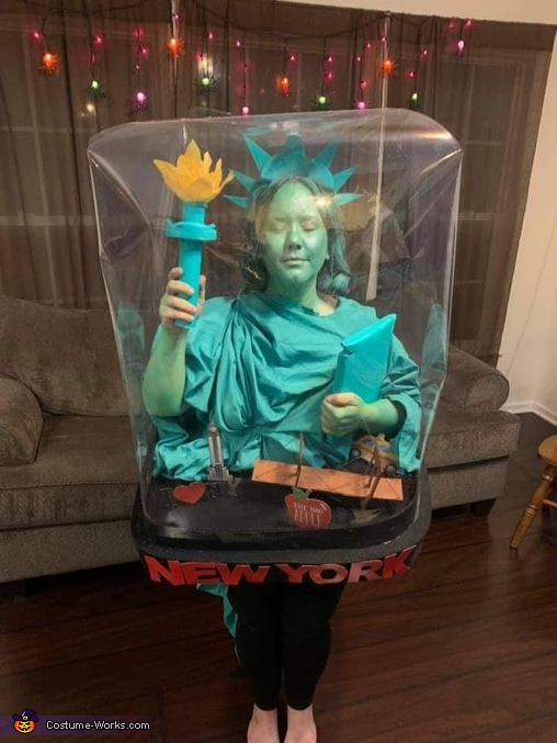 NY Snowglobe Costume