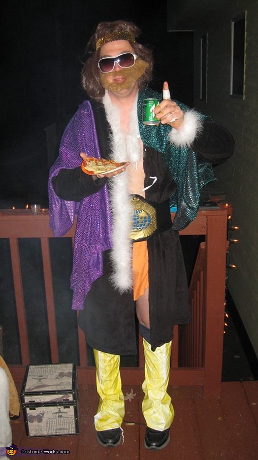 Old-School Macho Man Randy Savage Costume