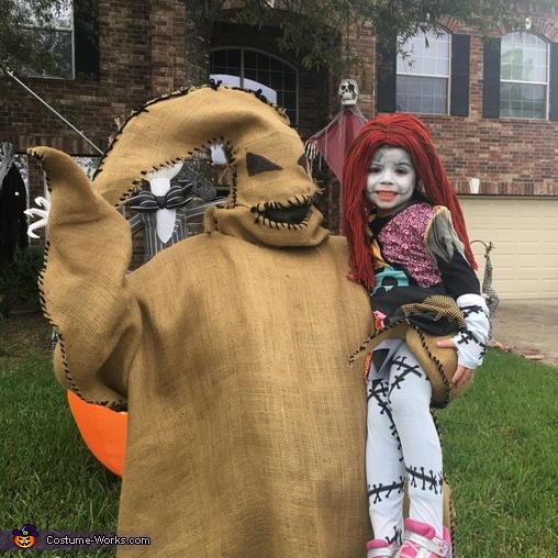 DIY 'Oogie Boogie' Halloween Costume