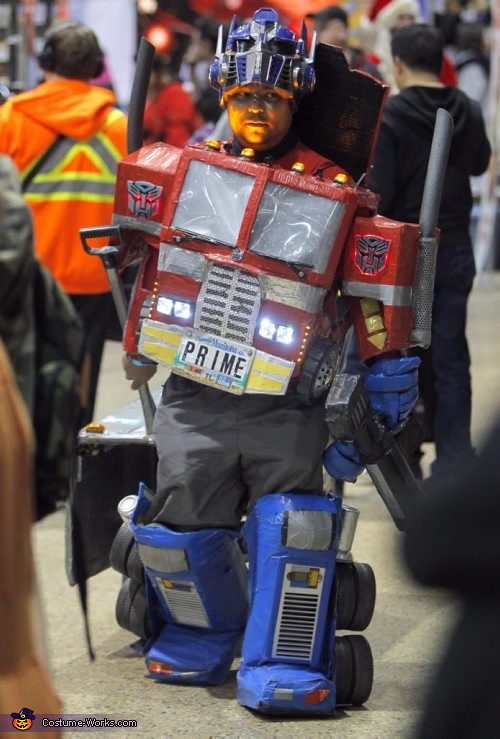 Optimus Prime Transforming Costume DIY