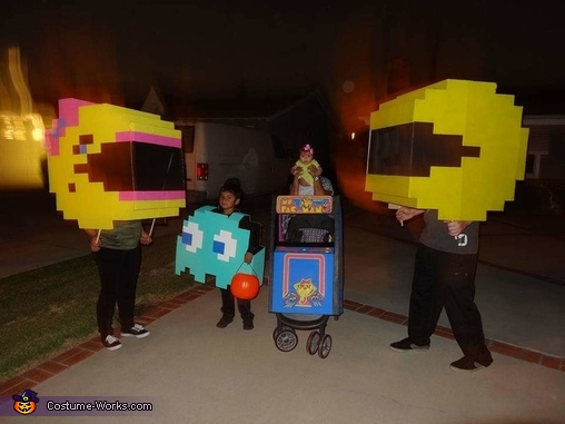Pac Man Fam Costume
