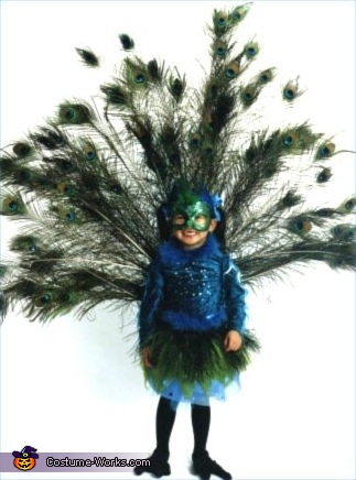 Peacock homemade Halloween costume for kids | Mind Blowing DIY Costumes