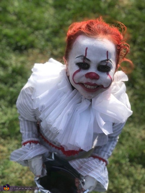 Pennywise Homemade Costume for Kids | DIY Costumes Under $65 - Photo 4/5