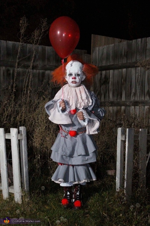 Pennywise Child Costume | Easy DIY Costumes