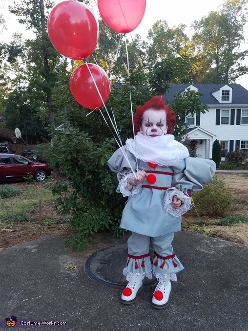 Pennywise Kids Costume - Photo 4/5