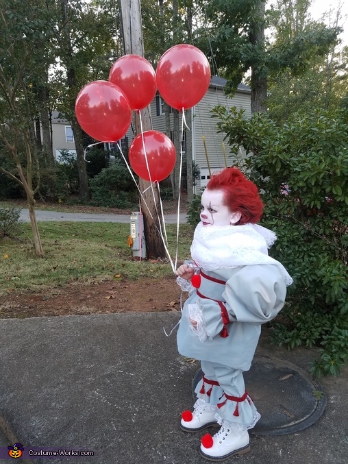 Pennywise Kids Costume - Photo 5/5