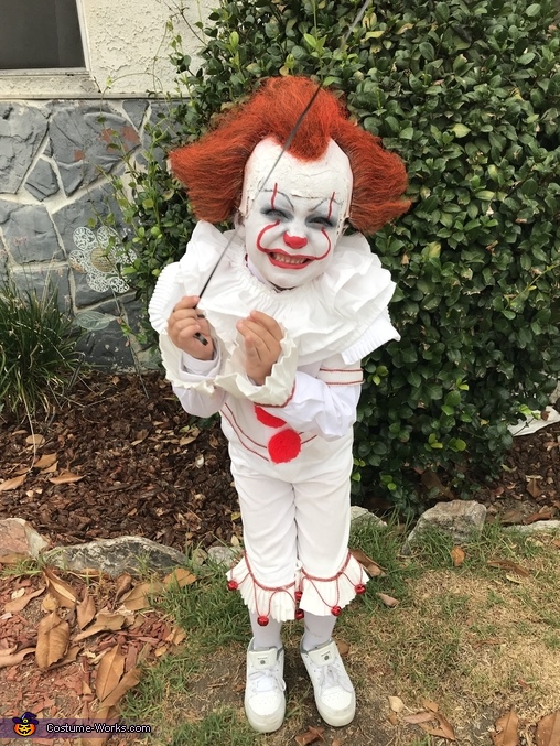 Pennywise 2017 Costume