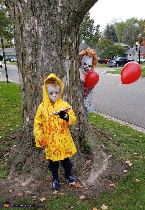 Pennywise and Georgie Costume