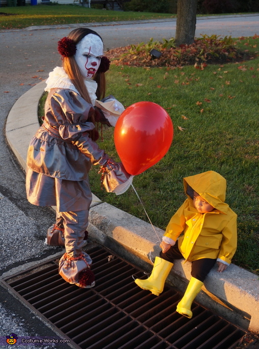 IT Pennywise and Georgie Kids Costume | Creative DIY Costumes