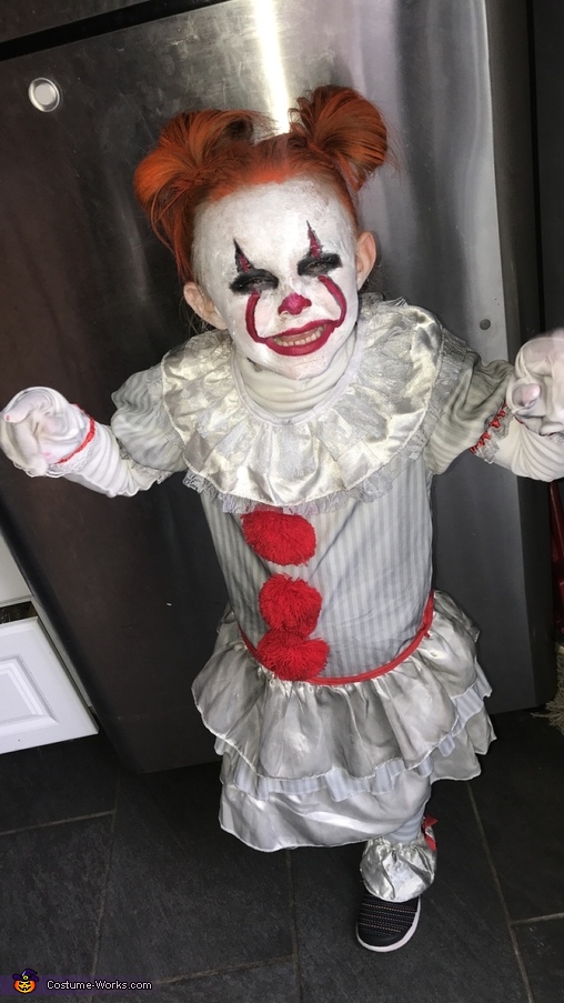 Pennywise Girl Costume
