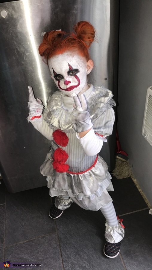Pennywise Girl Costume | DIY Costumes Under $45 - Photo 2/3