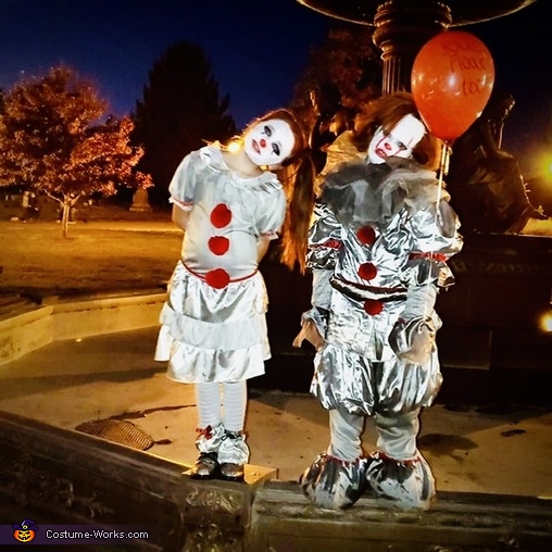 Pennywise Girl and Boy Costume | Mind Blowing DIY Costumes - Photo 2/7