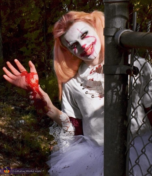 Pennywise the Dancing Clown Costume