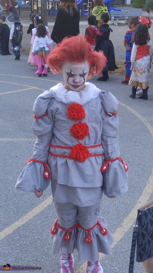 Pennywise the Dancing Clown Costume | Unique DIY Costumes