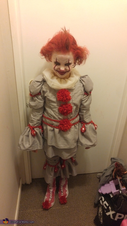 Pennywise the Dancing Clown Costume | Unique DIY Costumes - Photo 2/3