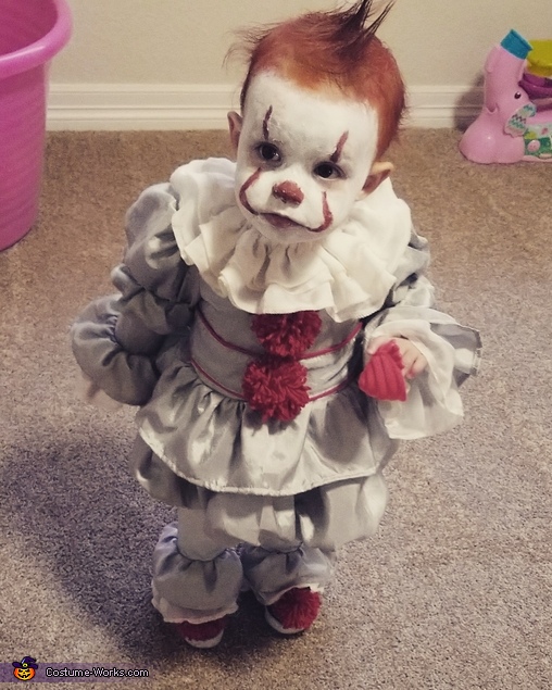 Pennywise the Dancing Clown Costume