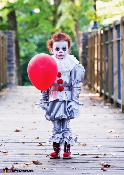Pint-sized Pennywise Costume