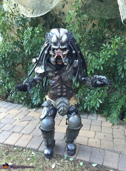 Coolest Homemade Predator Costume