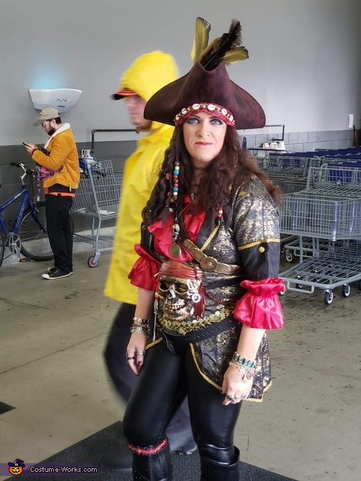 Lady Pirate Captain Costume