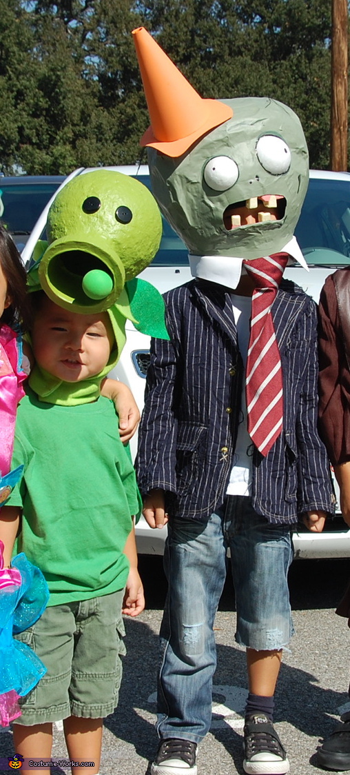 Plants Versus Zombies Halloween Costumes 