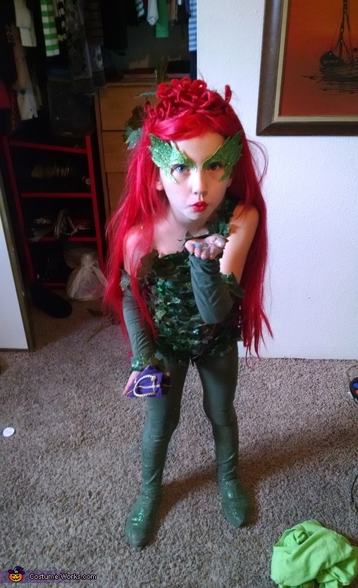 Poison Ivy Girl's Homemade Costume - Photo 2/3
