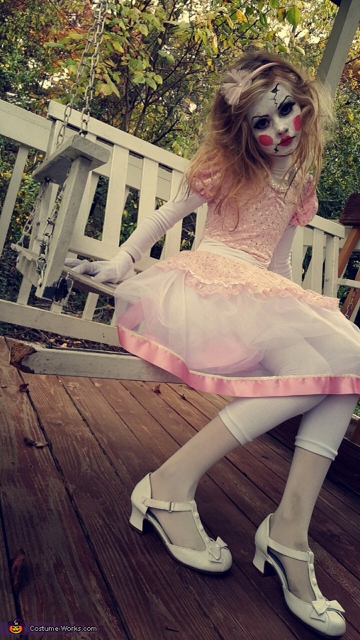 Porcelain Doll Costume | Easy DIY Costumes - Photo 2/5