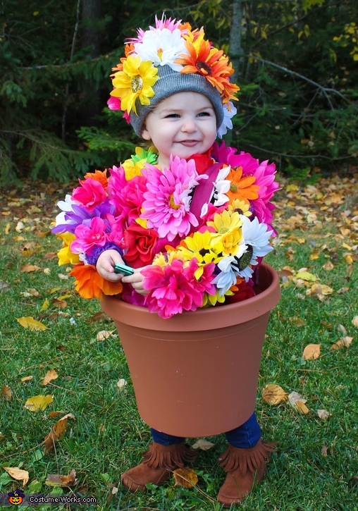 Flower pot outlet costume