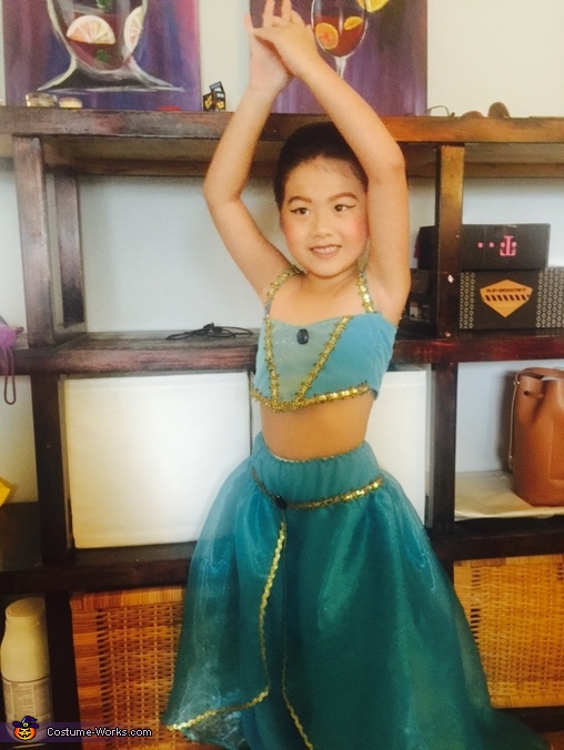 Girl's Princess Jasmine Costume | Original DIY Costumes