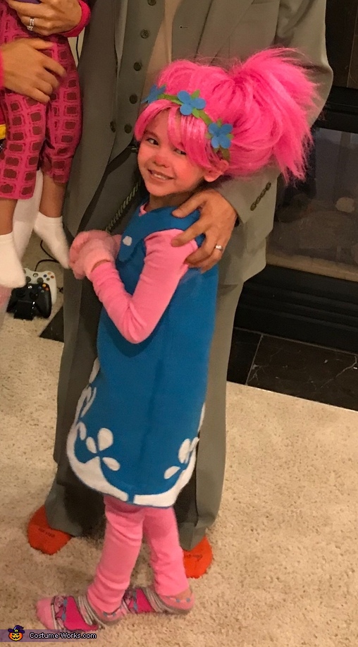 Princess Poppy Troll Costume - Photo 3/3