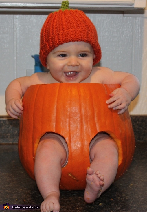 No-Sew DIY Costumes - Pumpkin Baby - Costume Works