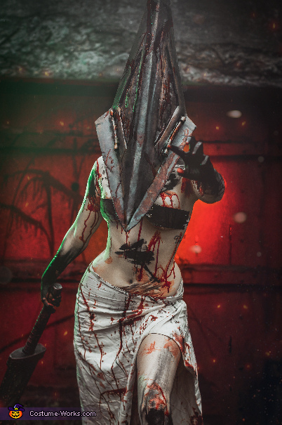 Pyramid Head - Silent Hill Costume