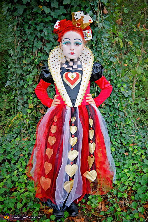 queen of hearts costume shirt