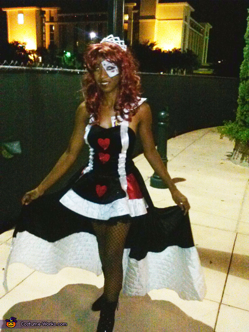 Creative Queen Of Hearts Costume Creative Diy Costumes