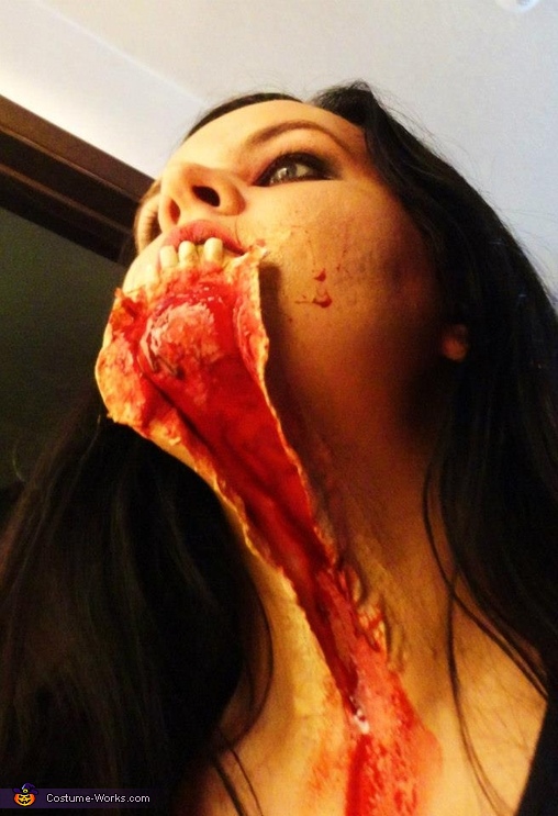 Ripped Throat Zombie Costume