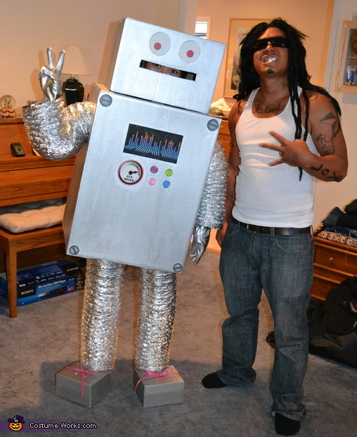 robot costume