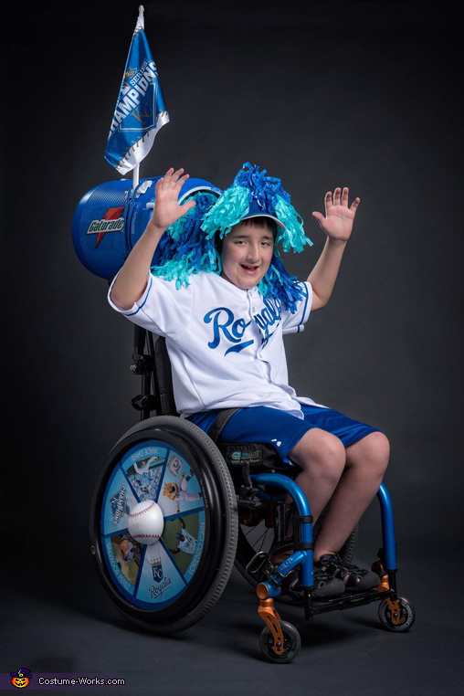 Royals Salvy Splash Costume