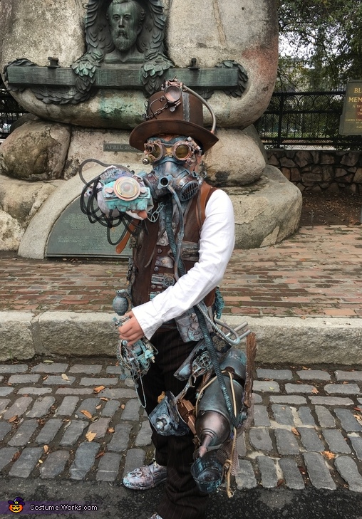 Scaring up Steampunk Costume
