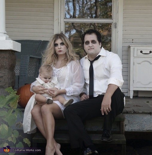 Scary Ghosts Family Costume