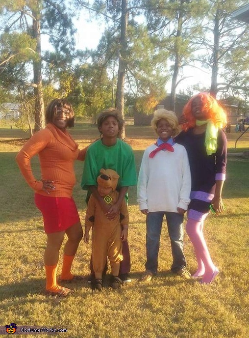 Scooby Doo and the Gang Family Costume