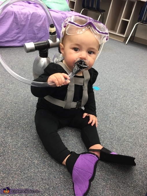 Scuba Diver Baby Halloween Costume DIY - Photo 2/2